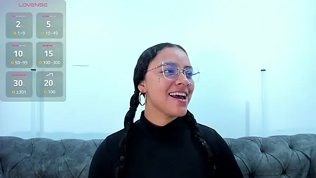 Snapshot of Angellit_Afrodita_ chatting on January 8, 11:23 am Angellit Afrodita online show from January 8, 11:23 am