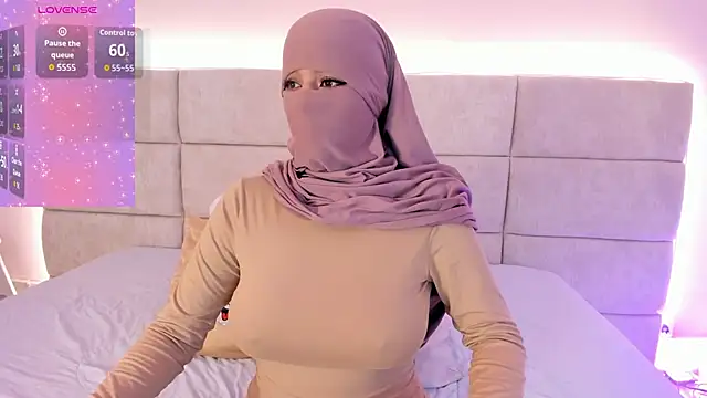 Snapshot of _Nadiaa chatting on December 3, 7:12 pm Nadiaa online show from December 3, 7:12 pm