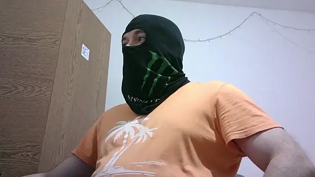 Snapshot of Black_Scorpion91 chatting on January 16, 6:56 pm Black Scorpion91 online show from January 16, 6:56 pm