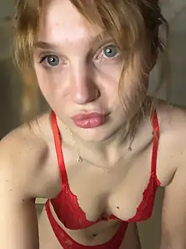 Snapshot of Emaline_Fane chatting on May 23, 7:40 pm Emaline Fane online show from May 23, 7:40 pm