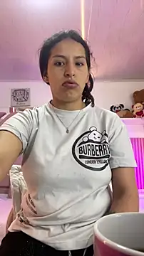 Snapshot of Mia_garcia28 chatting on March 19, 7:40 pm Mia garcia28 online show from March 19, 7:40 pm