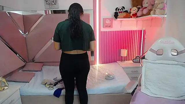 Snapshot of Mia_garcia28 chatting on March 20, 7:30 pm Mia garcia28 online show from March 20, 7:30 pm