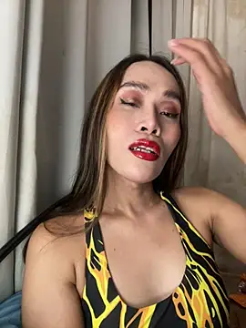 RomanticPearlTS online show from April 22, 1:56 pm
