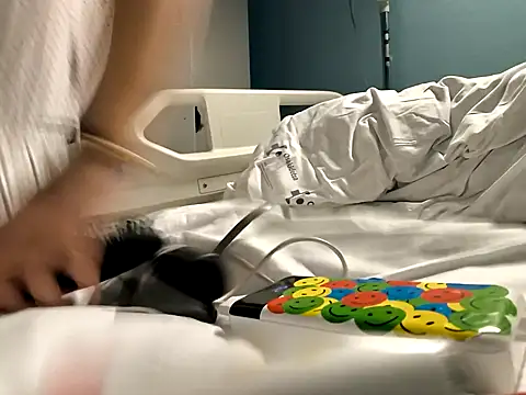 Snapshot of Junani2231 chatting on November 23, 7:02 pm Junani2231 online show from November 23, 7:02 pm