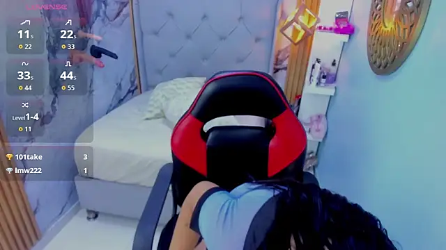 Snapshot of Isisleroy1 chatting on November 24, 3:06 am Isisleroy1 online show from November 24, 3:06 am