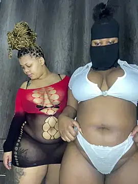 Snapshot of Thick_Ass_Barbiie chatting on June 21, 6:21 pm Thick Ass Barbiie online show from June 21, 6:21 pm