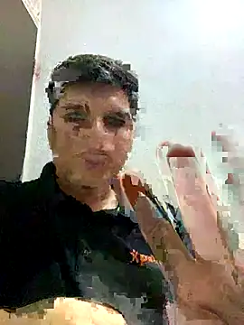 Snapshot of Tavosexy22 chatting on September 9, 12:43 am Tavosexy22 online show from September 9, 12:43 am