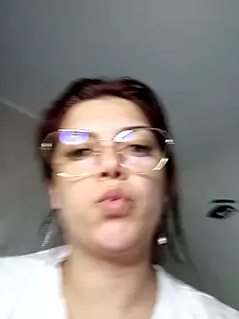 Snapshot of LadyNora chatting on May 10, 9:53 pm LadyNora online show from May 10, 9:53 pm