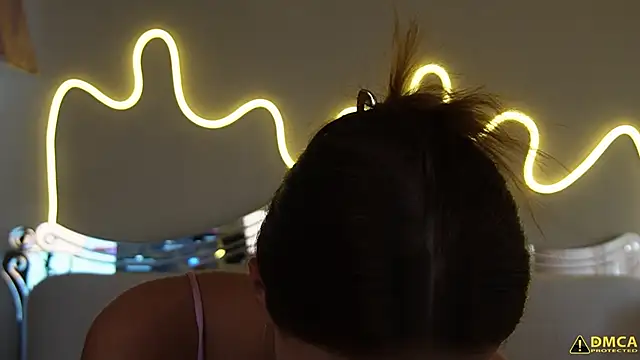 kellypeachcake online show from March 19, 5:22 am