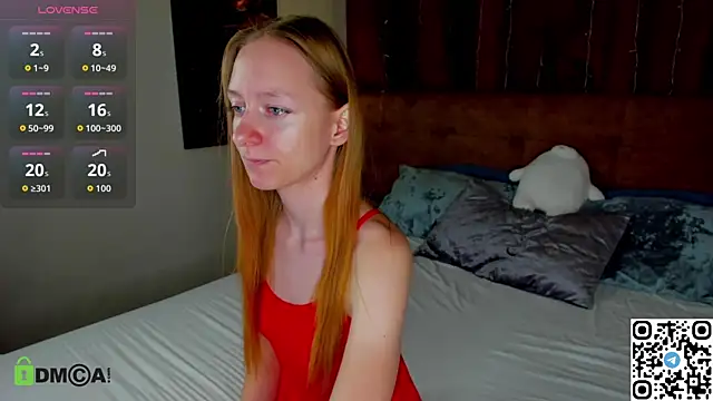 Mia E1fie online show from September 14, 9:30 am