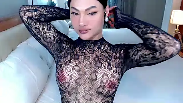 Snapshot of MariaStallion chatting on November 11, 3:28 am MariaStallion online show from November 11, 3:28 am