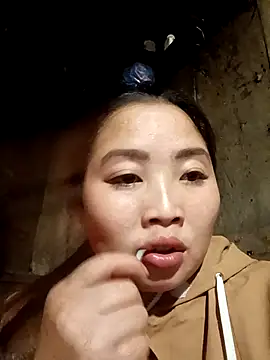 PhamPhung online show from February 18, 4:25 pm