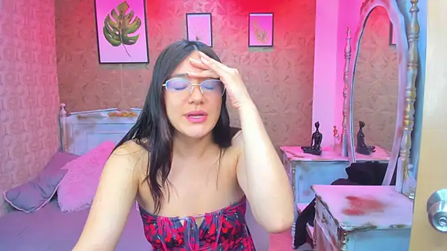 Dali collin online show from November 6, 1:01 pm