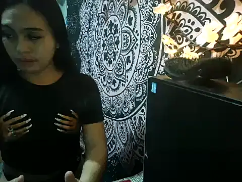 Madylinebigcock69 online show from February 13, 1:18 pm