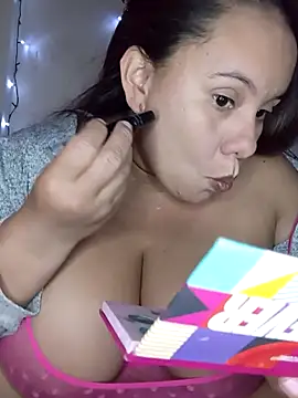 luzdanna online show from November 29, 2:47 am