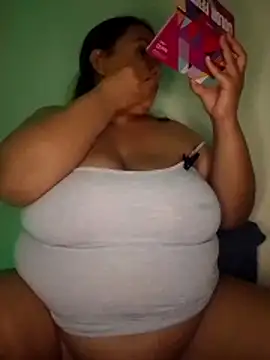 Snapshot of luzdanna chatting on April 17, 7:06 pm luzdanna online show from April 17, 7:06 pm