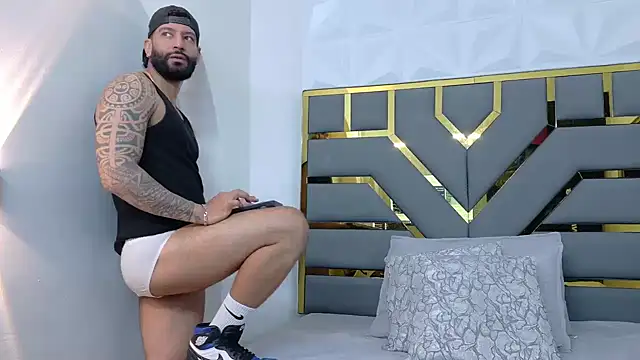 yorbymaxx online show from October 24, 12:56 pm