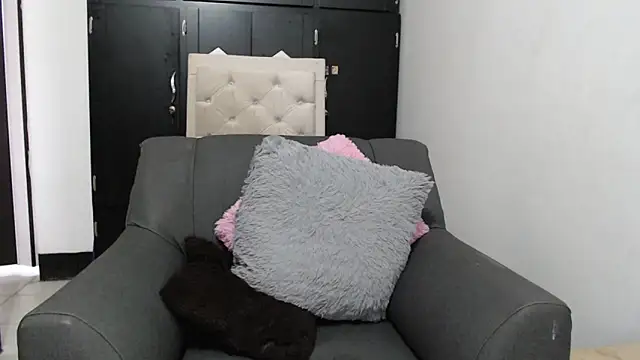 Snapshot of Taliana21 chatting on April 20, 7:59 pm Taliana21 online show from April 20, 7:59 pm