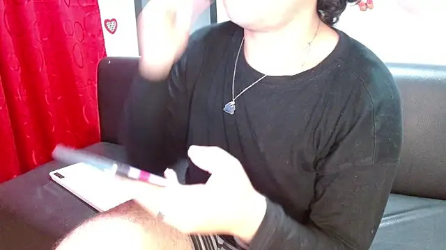 Lady Evelynn online show from December 15, 11:42 pm