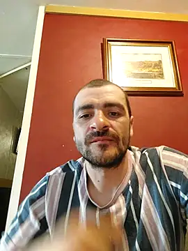 Snapshot of sefu666 chatting on April 18, 5:17 pm sefu666 online show from April 18, 5:17 pm