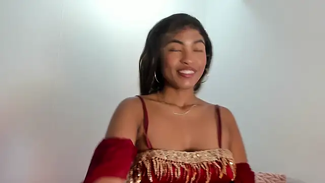 sienna glow online show from April 29, 2:10 pm