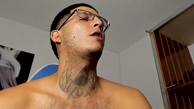 Snapshot of Lord_Luciferhot_Dirty666 chatting on May 23, 6:23 pm Lord Luciferhot Dirty666 online show from May 23, 6:23 pm