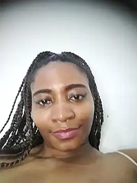 Snapshot of AmbarSmit chatting on August 3, 6:34 am AmbarSmit online show from August 3, 6:34 am