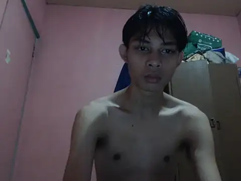 Snapshot of Kyoshi_19 chatting on September 18, 9:22 am Kyoshi 19 online show from September 18, 9:22 am