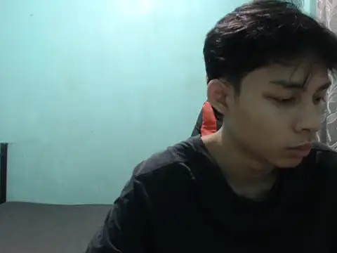 Snapshot of Kyoshi_19 chatting on October 18, 4:48 am Kyoshi 19 online show from October 18, 4:48 am