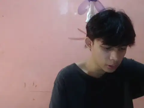 Snapshot of Kyoshi_19 chatting on November 6, 3:51 am Kyoshi 19 online show from November 6, 3:51 am