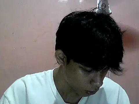 Snapshot of Kyoshi_19 chatting on November 12, 2:17 pm Kyoshi 19 online show from November 12, 2:17 pm