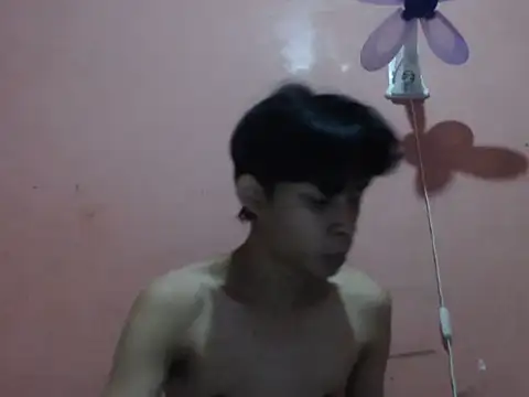 Snapshot of Kyoshi_19 chatting on November 16, 11:16 am Kyoshi 19 online show from November 16, 11:16 am