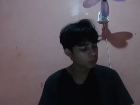 Snapshot of Kyoshi_19 chatting on November 17, 10:54 am Kyoshi 19 online show from November 17, 10:54 am