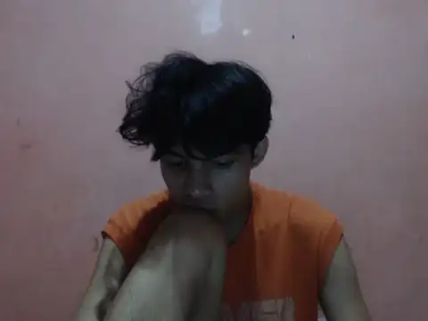 Snapshot of Kyoshi_19 chatting on December 4, 8:01 am Kyoshi 19 online show from December 4, 8:01 am