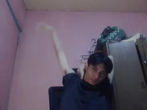 Snapshot of Kyoshi_19 chatting on June 1, 8:38 am Kyoshi 19 online show from June 1, 8:38 am