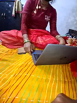 RAYI Queen 3 online show from January 6, 10:45 pm