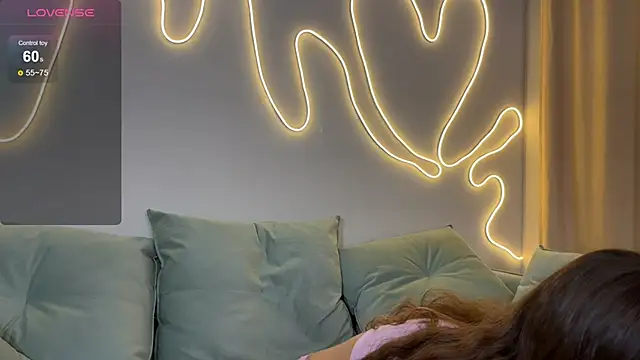 Snapshot of Eva_Collinss chatting on October 2, 2:29 am Eva Collinss online show from October 2, 2:29 am