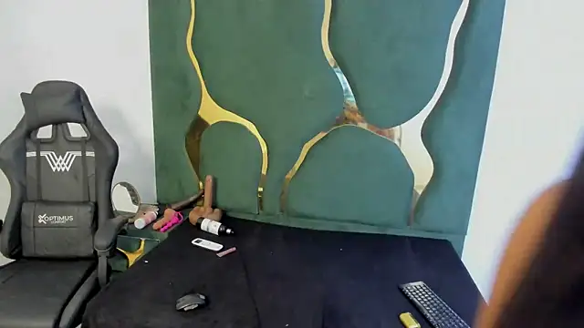 lollytammyasm online show from November 9, 4:55 am