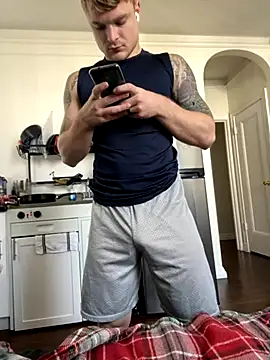 Snapshot of King_Kev_ chatting on September 15, 4:18 pm King Kev online show from September 15, 4:18 pm