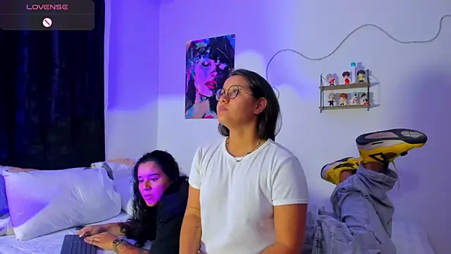 Dilan and Mia online show from February 4, 5:57 am