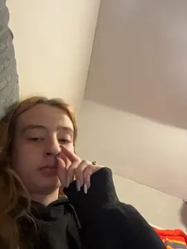 Snapshot of SeccySerena chatting on February 3, 4:45 pm SeccySerena online show from February 3, 4:45 pm