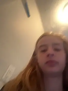 Snapshot of SeccySerena chatting on March 1, 5:15 pm SeccySerena online show from March 1, 5:15 pm