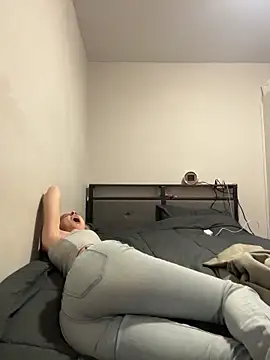 Snapshot of SeccySerena chatting on March 12, 4:35 pm SeccySerena online show from March 12, 4:35 pm