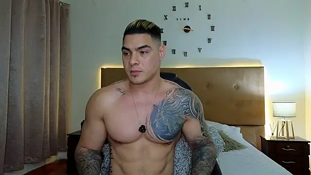 Snapshot of Steven_Velez chatting on October 29, 12:35 am Steven Velez online show from October 29, 12:35 am