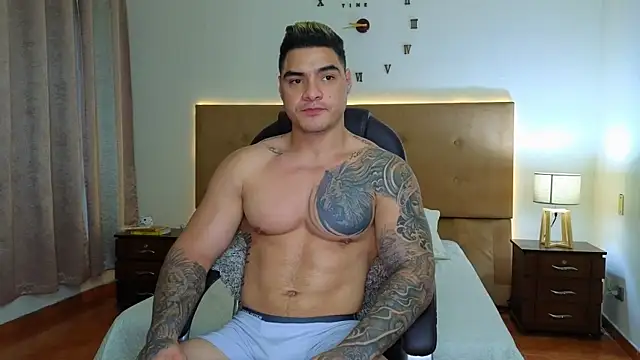 Snapshot of Steven_Velez chatting on November 30, 11:31 pm Steven Velez online show from November 30, 11:31 pm