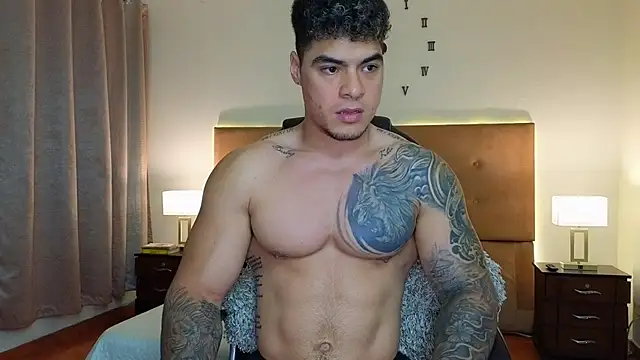 Steven Velez online show from February 13, 12:50 am