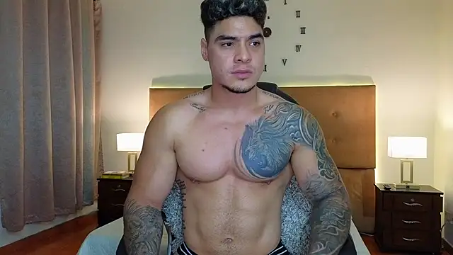 Steven Velez online show from February 26, 12:53 am