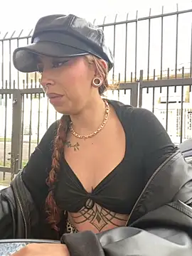 Snapshot of Sallem_Pink chatting on November 4, 11:53 am Sallem Pink online show from November 4, 11:53 am