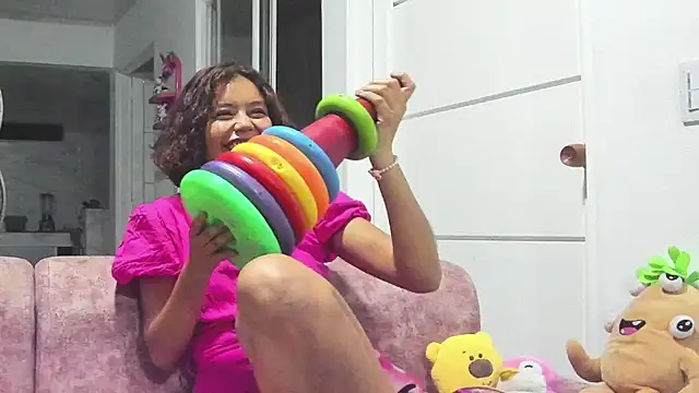 Snapshot of TamaraMera chatting on May 5, 12:07 am TamaraMera online show from May 5, 12:07 am