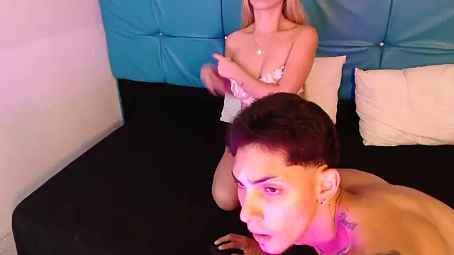 Bunny Petit online show from December 15, 8:35 pm